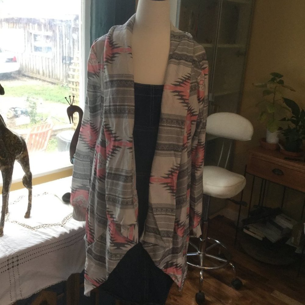 Open front, waterfall front Aztec/western print